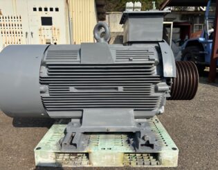 三相誘導電動機　モーター